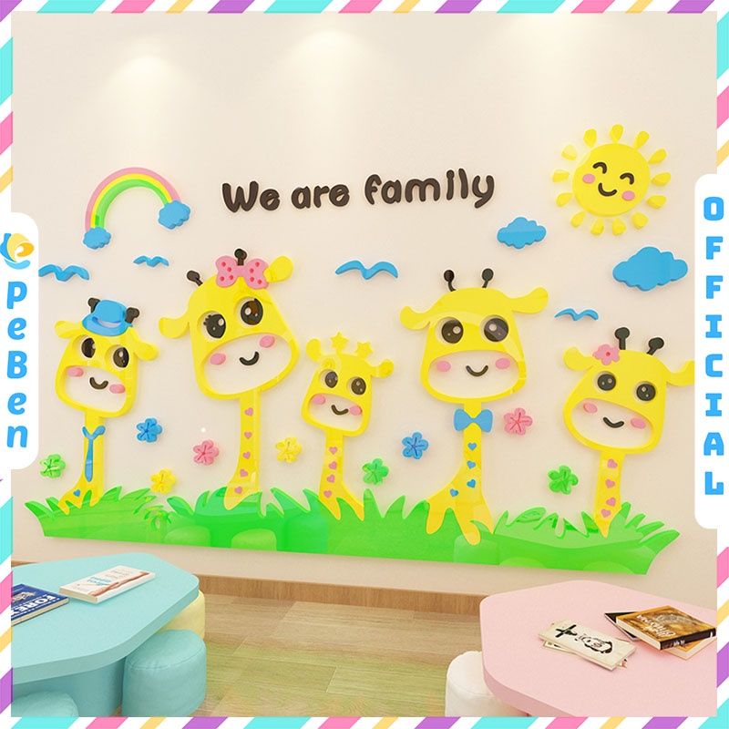 Tranh mica EPeBen dán tường nổi 3d hình we are family gia đình hươu decor trang trí mầm non, phòng cho bé