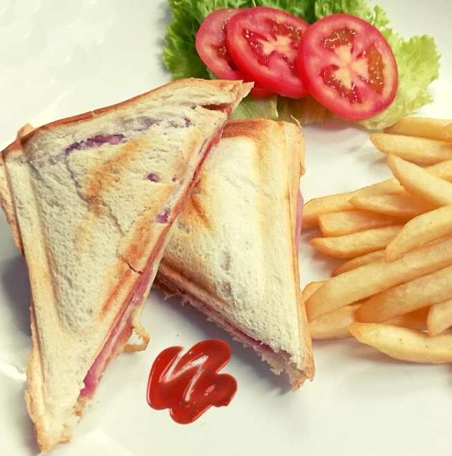 Toasted cheese& ham, sanwich croque monsieur - Bánh Mỳ Kẹp Với Thịt Nguội Và Phomai