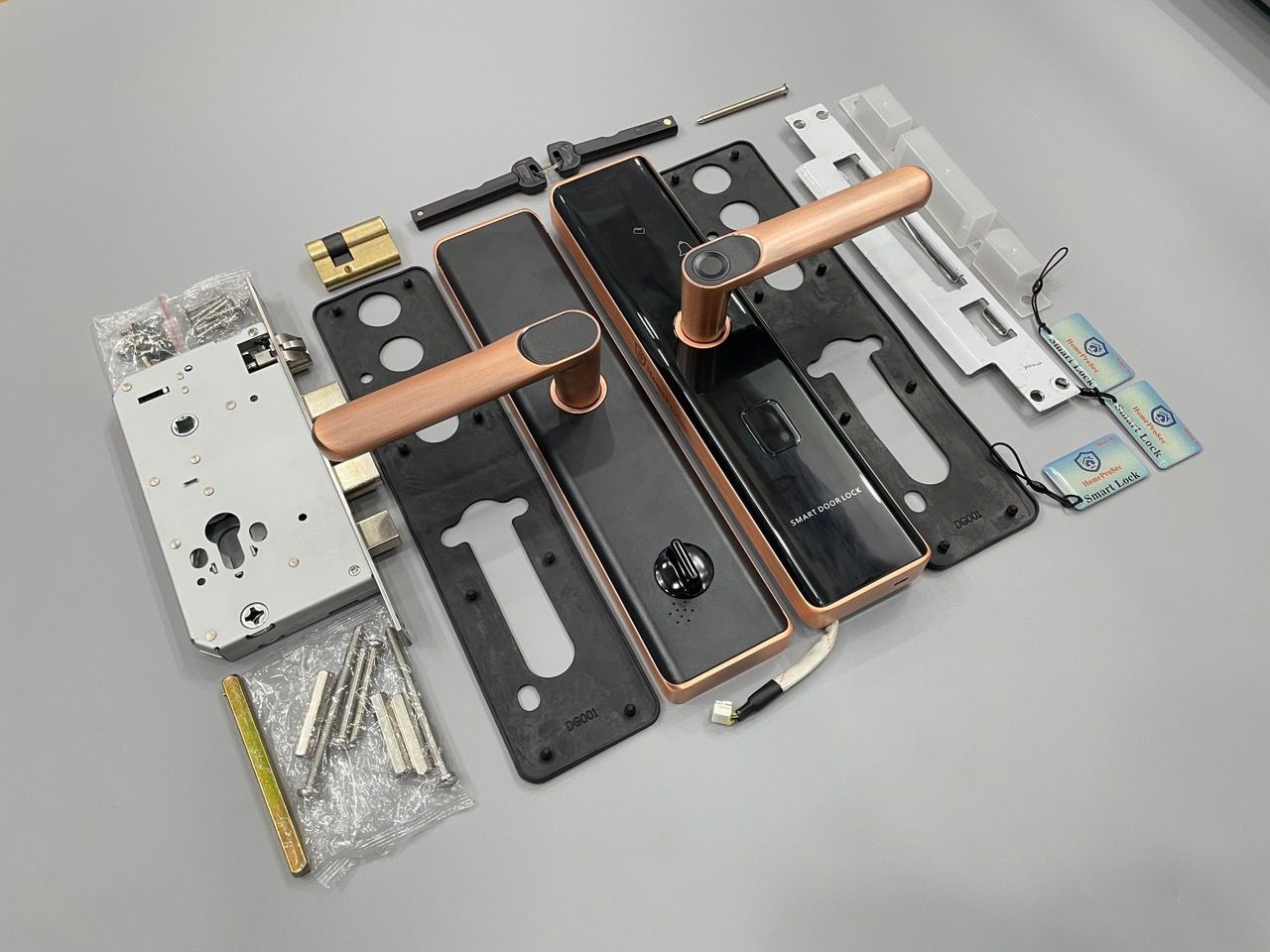 Khóa vân tay cửa gỗ HPS- 3328 (Tuya)