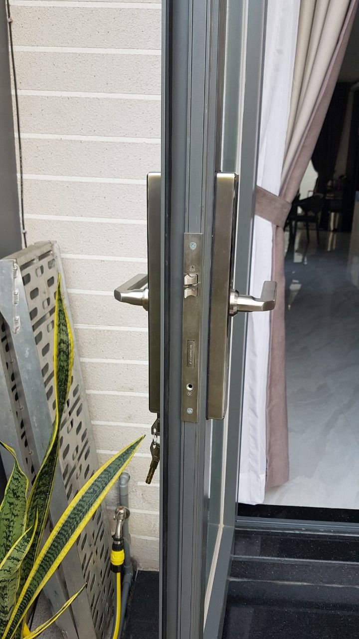  Khóa vân tay cửa nhôm HPS- 3322 (ttlock) 