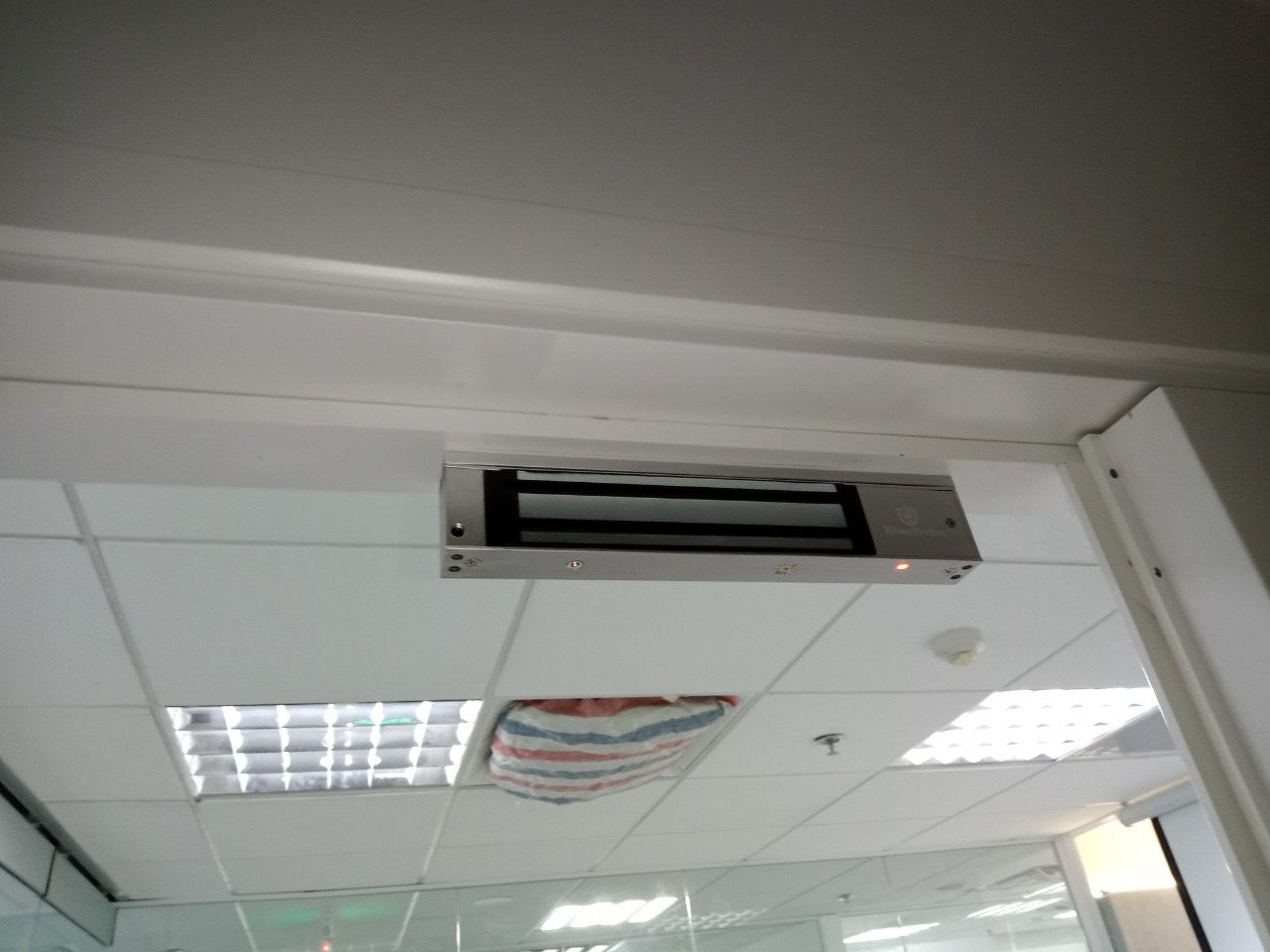 Hệ thống kiểm soát ra vào văn phòng HPS- EMLBASIC ( T06P3)