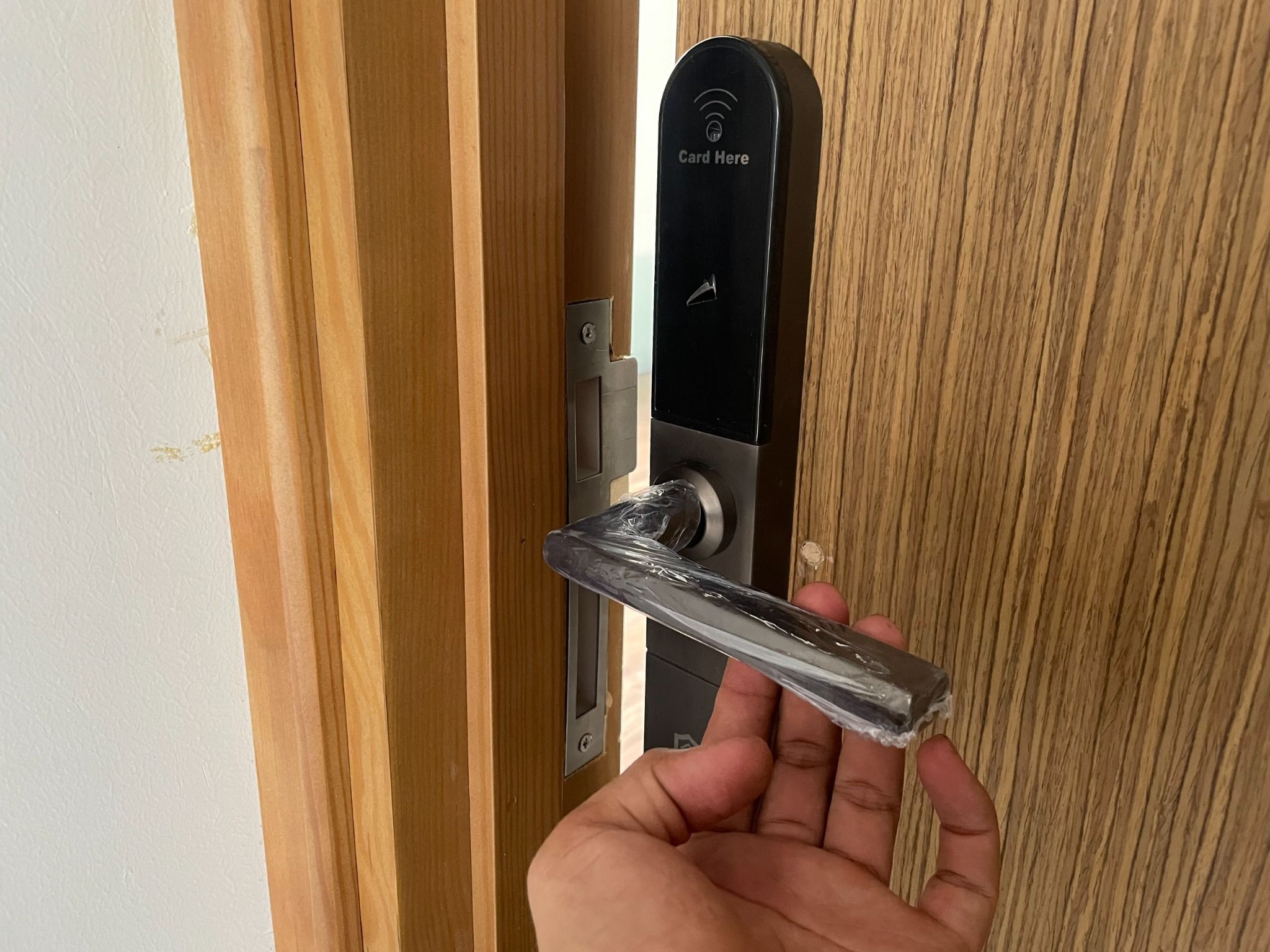 Khóa thẻ từ cửa nhôm HPS- 918