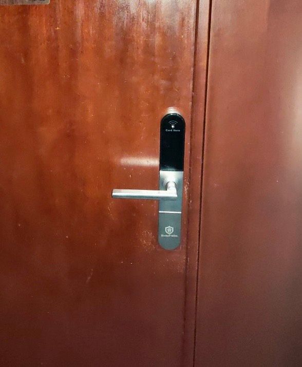 Khóa thẻ từ cửa nhôm HPS- 918
