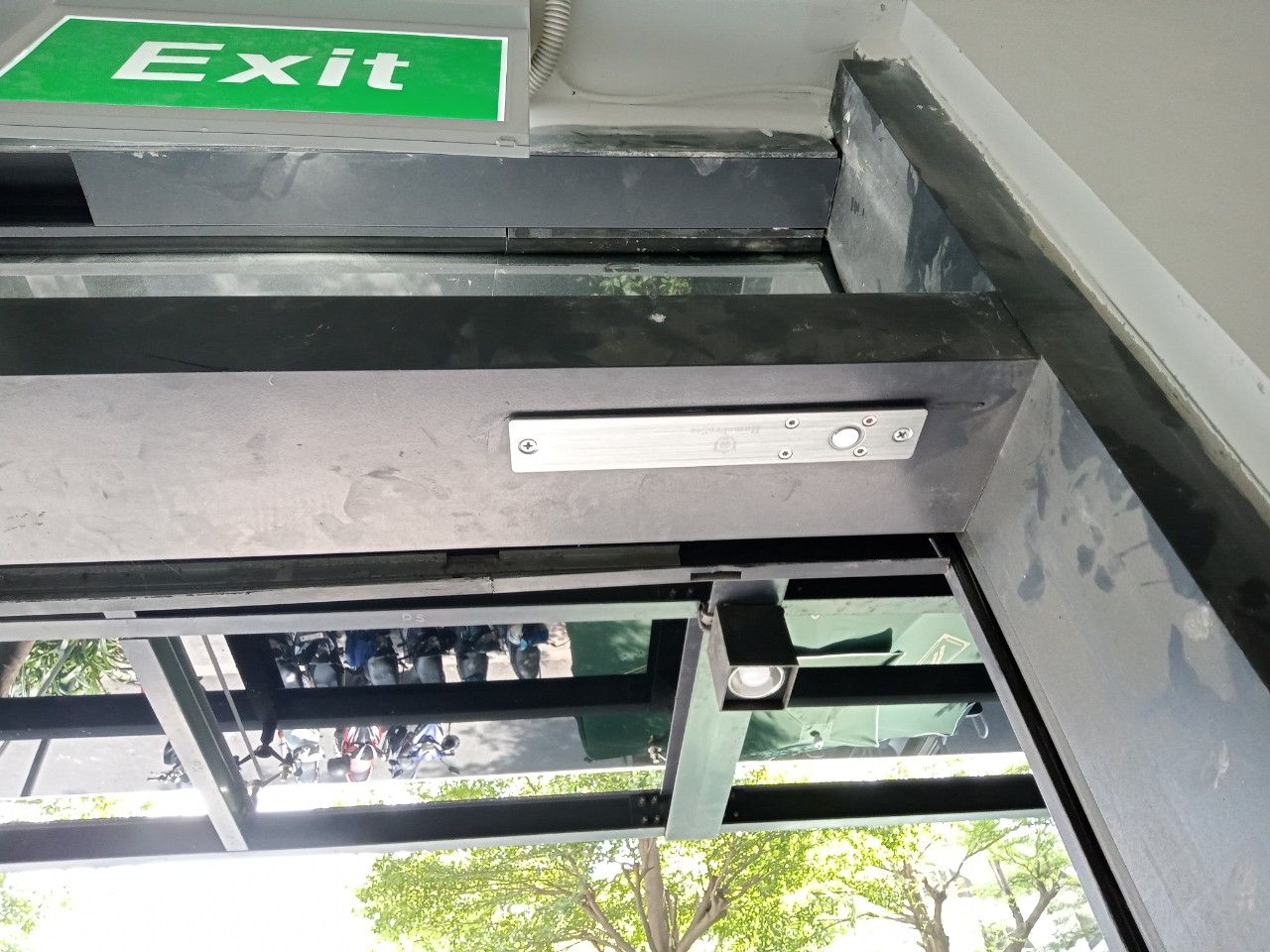 Bộ Khóa chốt thả Vân Tay HPS- EBLPRO ( F19P8 - UPS)