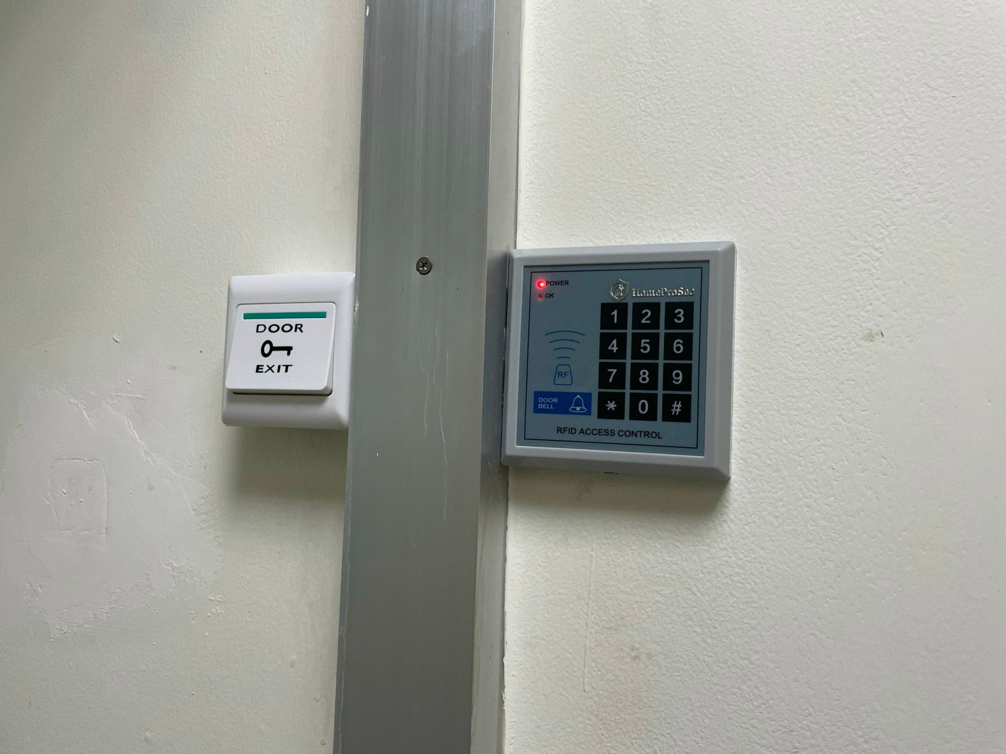  Hệ thống kiểm soát ra vào văn phòng HPS- EMLBASIC ( M2P3) 