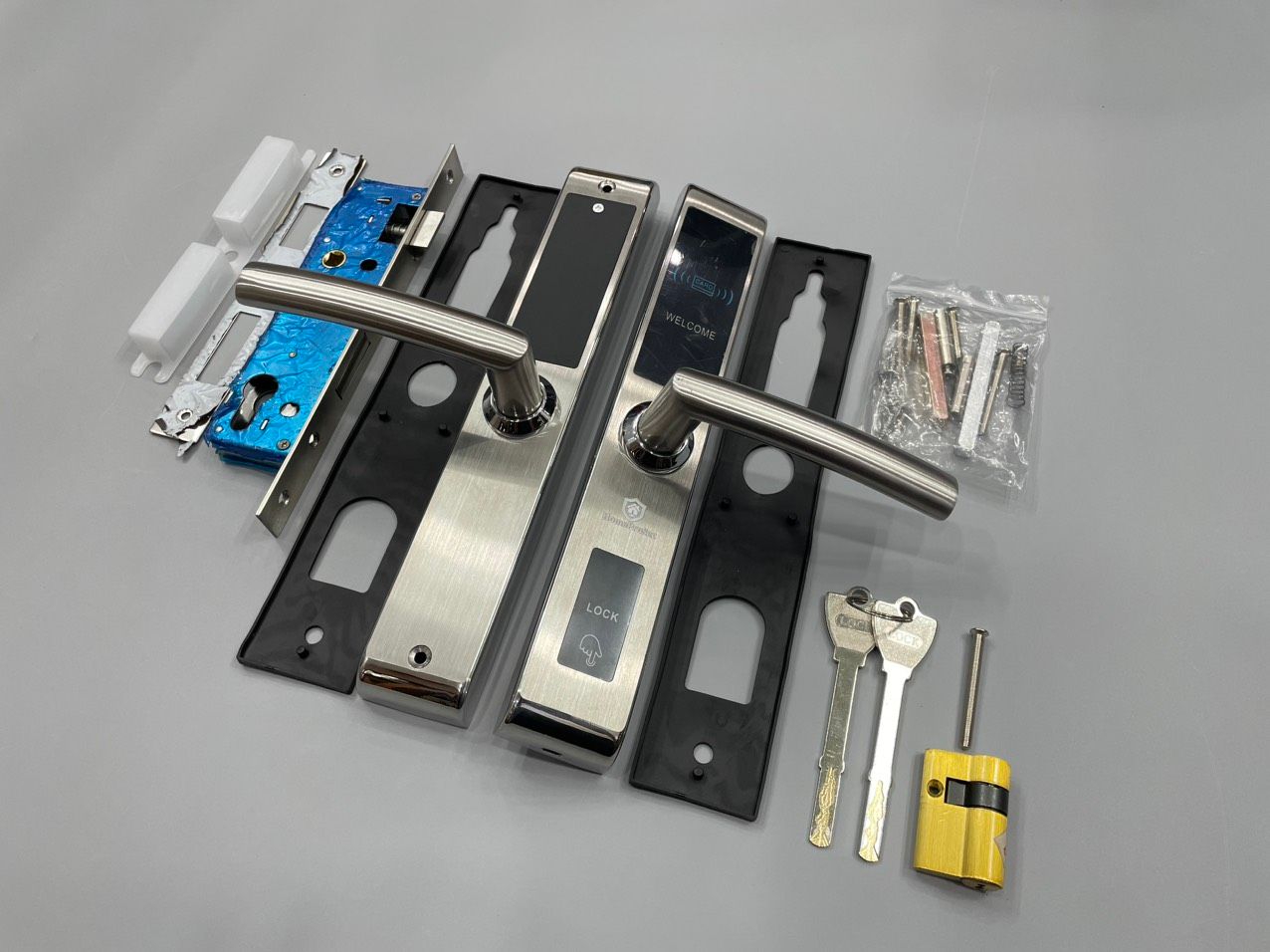 Khóa thẻ từ cửa nhôm HPS- 958