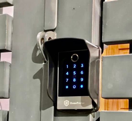 HPS- SLPRO- V1B1 ( TF2 )- Bộ Khóa Cổng Vân Tay Thông Minh HomeProSec HPS- SLPRO- V1B1 ( TF2 )