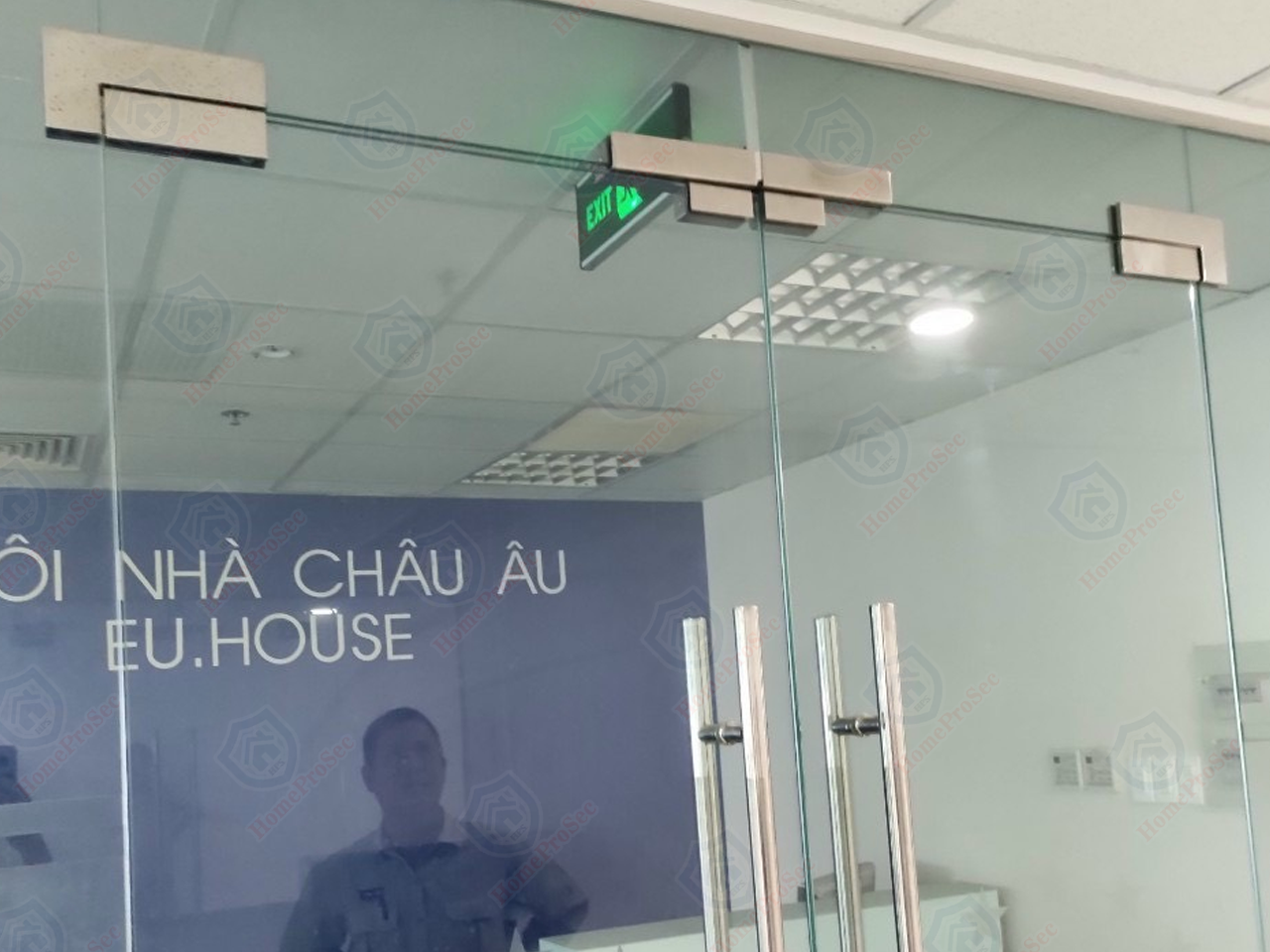  Bal Trên Dưới Khóa Chốt Thả Dùng cho Kính Cường lực  (Bat EBL300) 