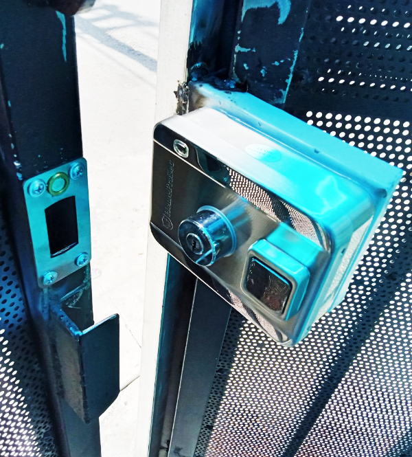Bộ khóa cổng vân tay inox HPS- SLPLUS ( HF2P3- Ttlock)