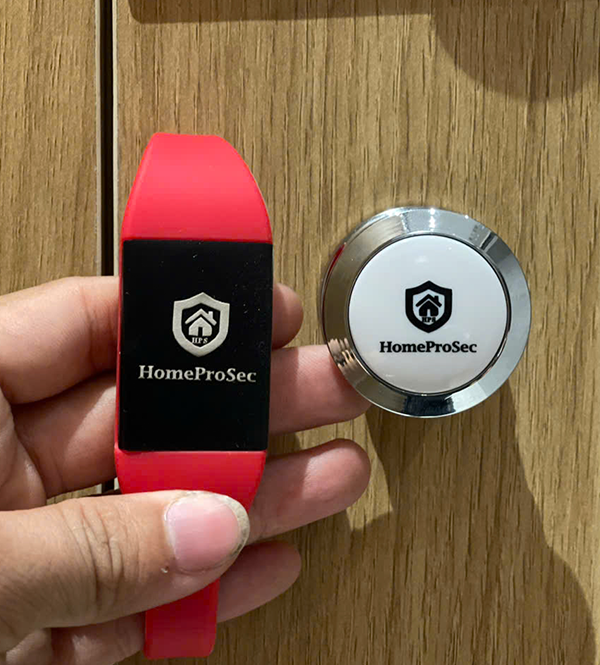 THẺ DẠNG VÒNG ĐEO TAY - DÙNG CHO LOCKER