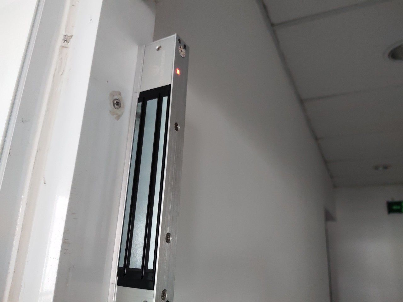 Hệ thống kiểm soát ra vào văn phòng HPS- EMLBASIC ( 19EP3)