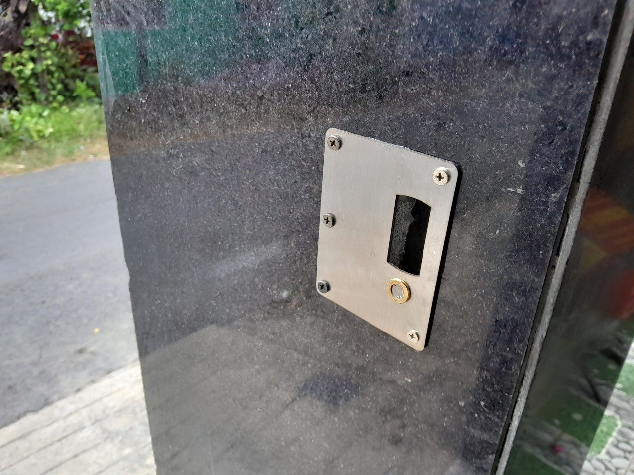  Bộ khóa cổng vân tay inox mở cửa từ xa qua đt HPS- SLIPLUS ( KF1P3 - G2bit) 