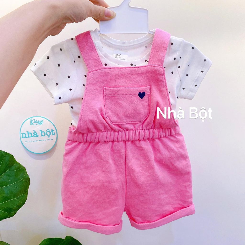 Yếm Carter màu hồng túi tim