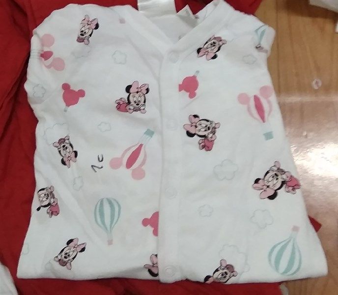 SLEEP SUIT H&M-trắng mickey hồng