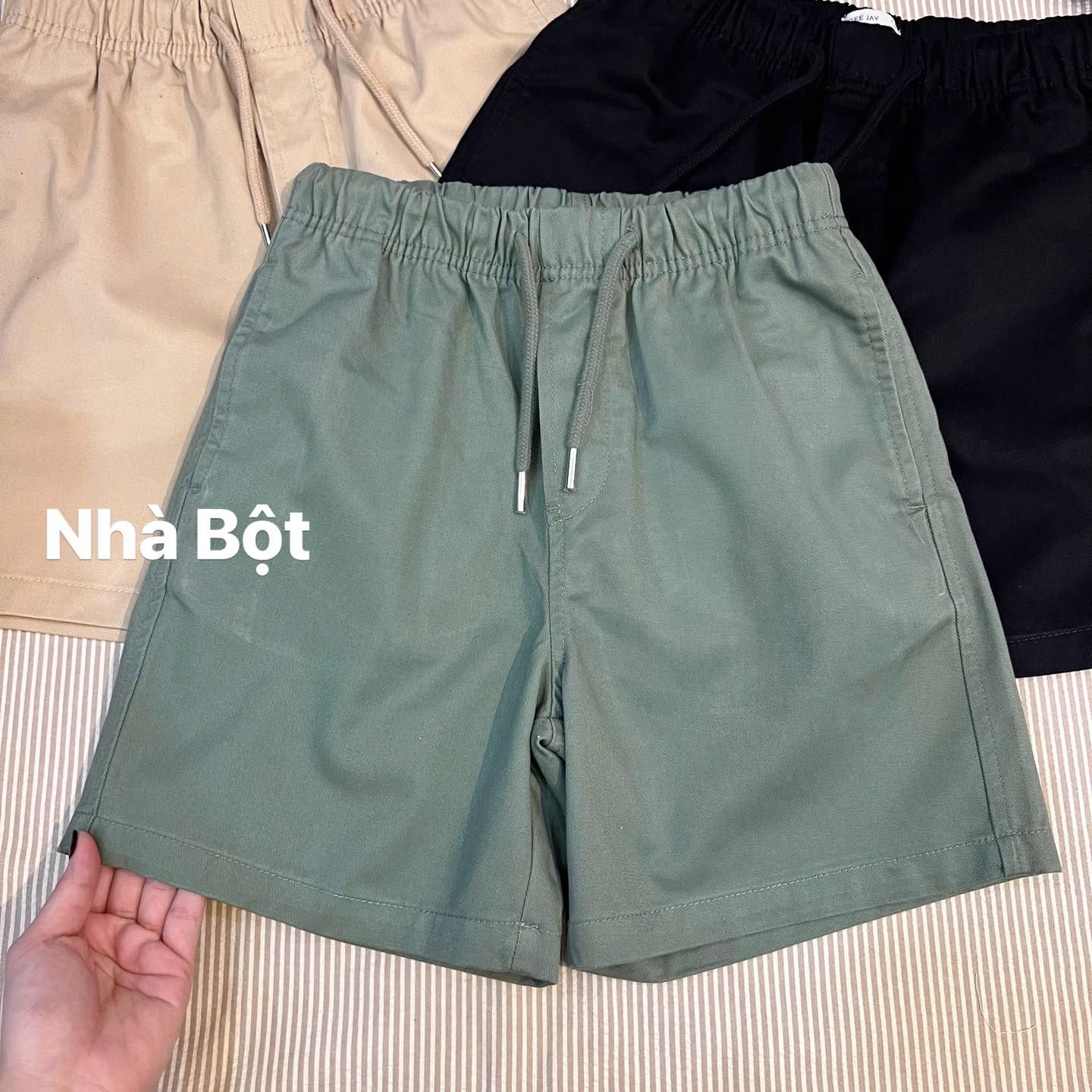QUẦN SHORT AUTH GEE JAY XANH