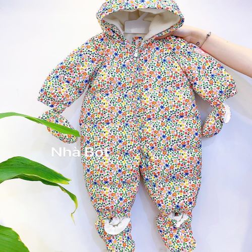 Sleep Suit Phao Gap có vớ màu trắng nhiều hoa