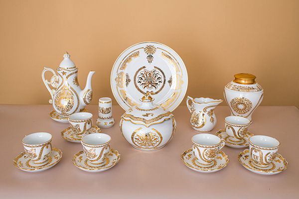 Bộ ấm trà nạm dát phủ vàng 24k mã MG-TS02W