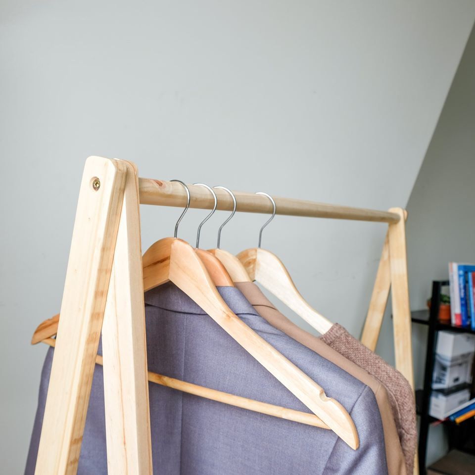 GIÁ TREO QUẦN ÁO A HANGER 1FM