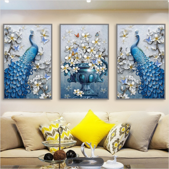TRANH DECOR: CÔNG XANH BÊN LỌ HOA SỨ - DC3276