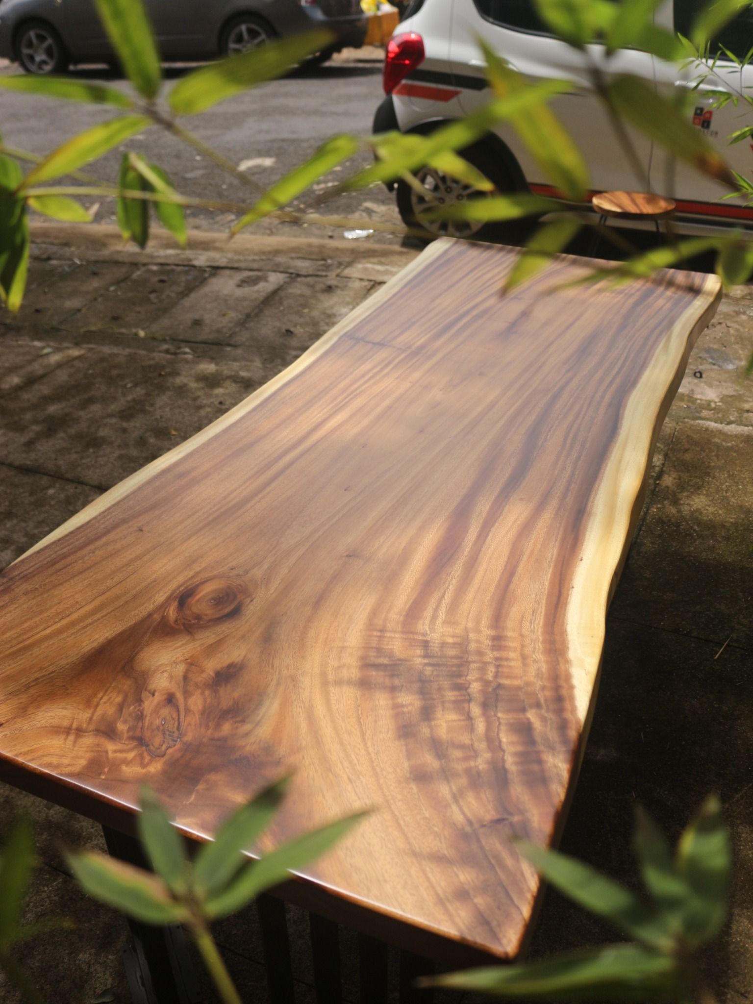 BÀN GỖ ME TÂY 180 x 64-74 x 5 cm