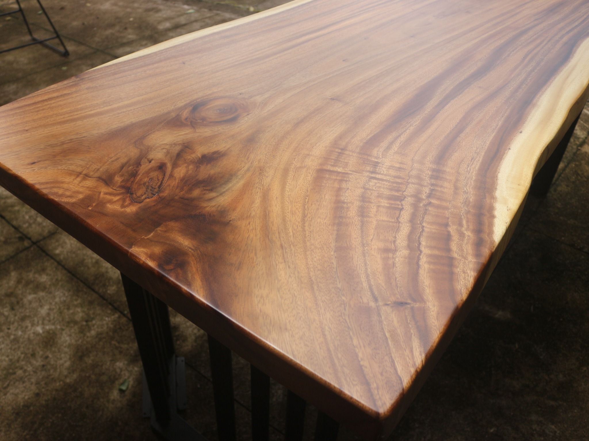BÀN GỖ ME TÂY 180 x 64-74 x 5 cm