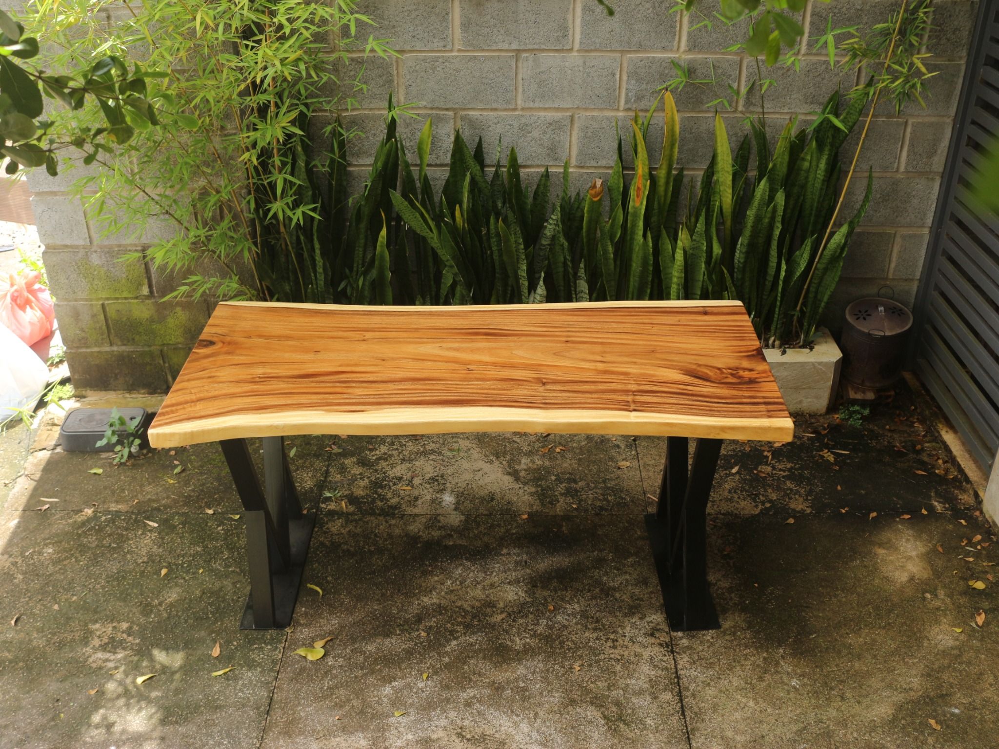 BÀN GỖ ME TÂY 160 x 64 - 74 x 5 cm
