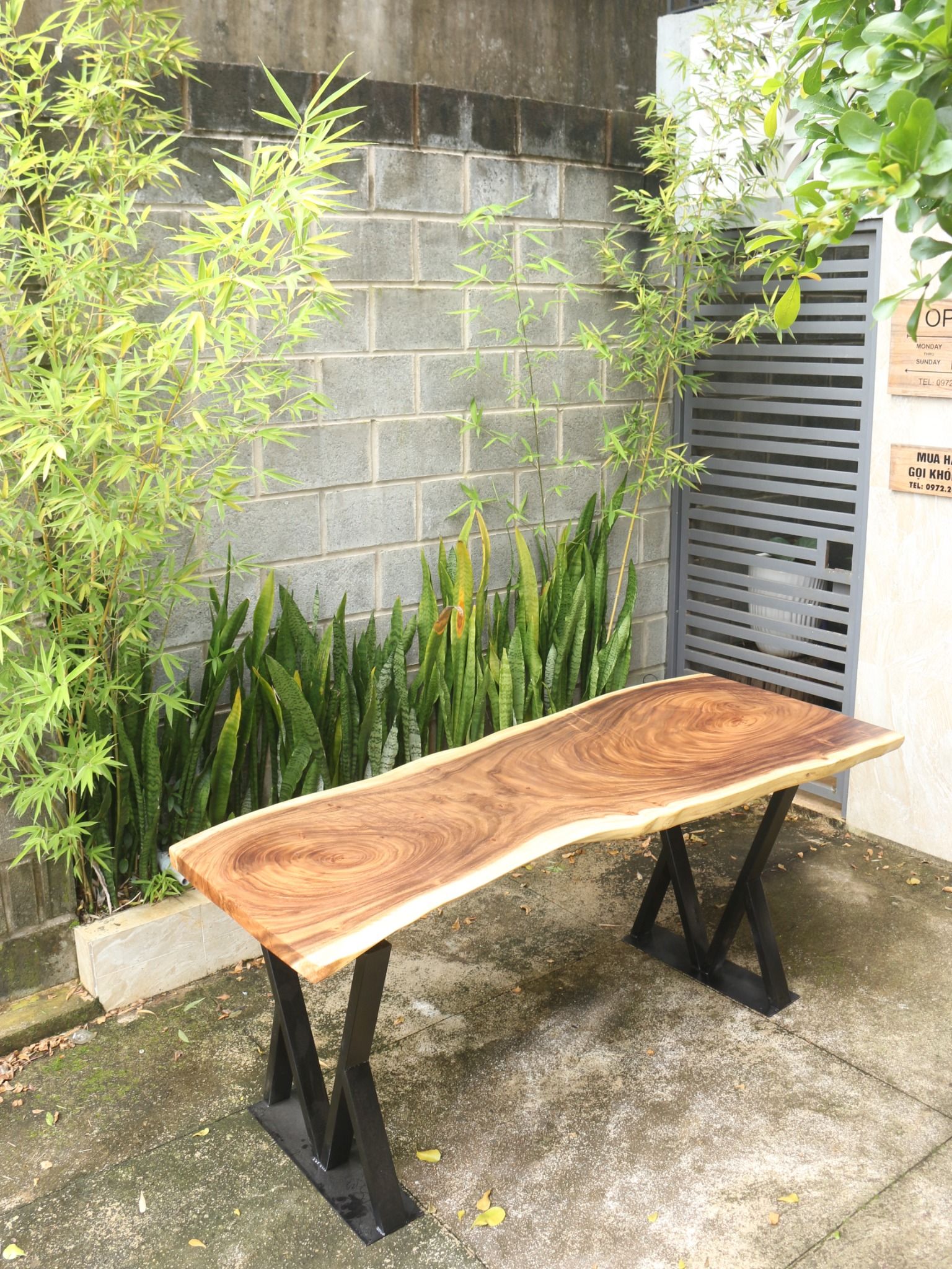 BÀN GỖ ME TÂY 175 x 65-70 x 5 cm