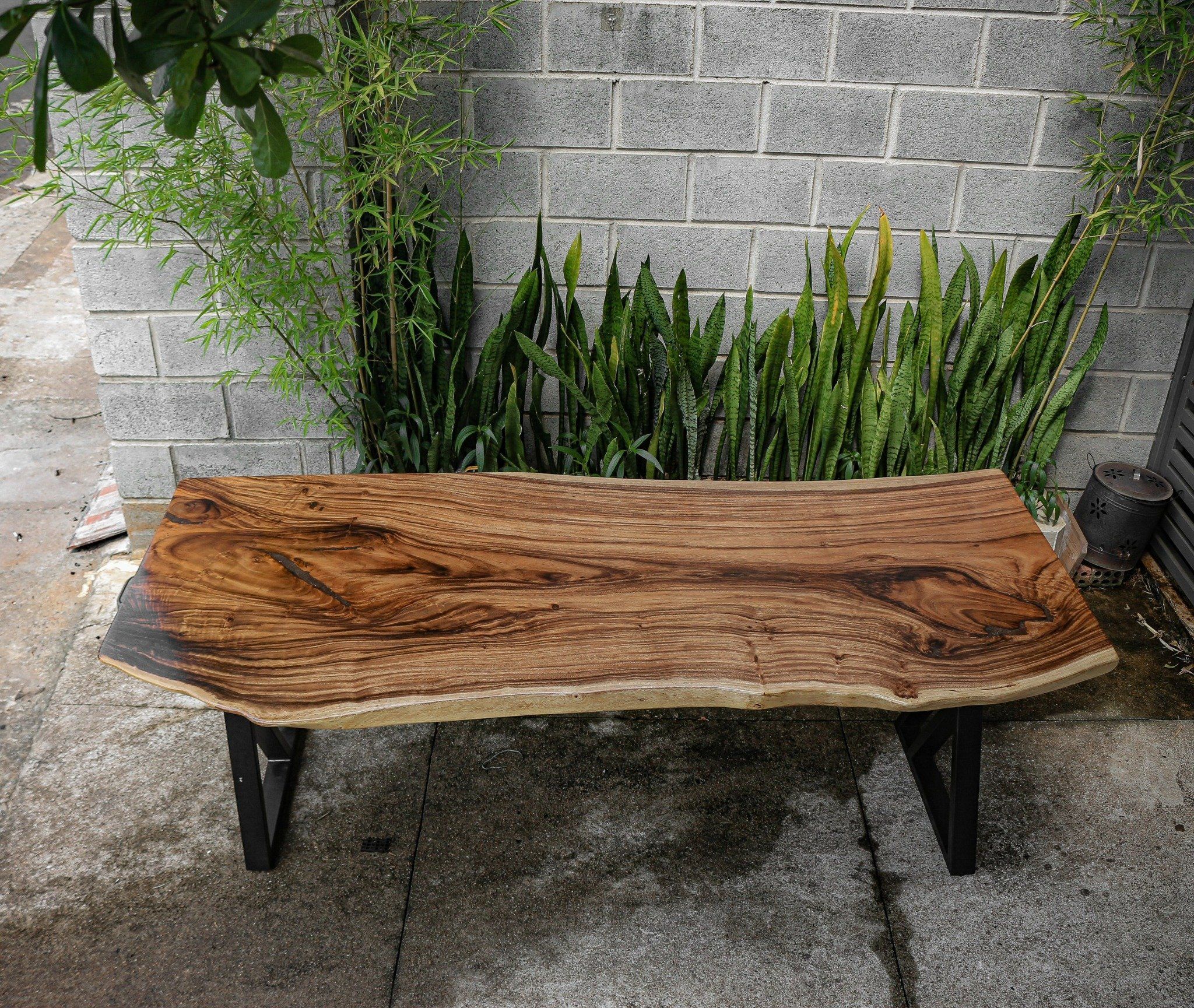 BÀN GỖ ME TÂY 200 x 73-93-79 x 5 cm