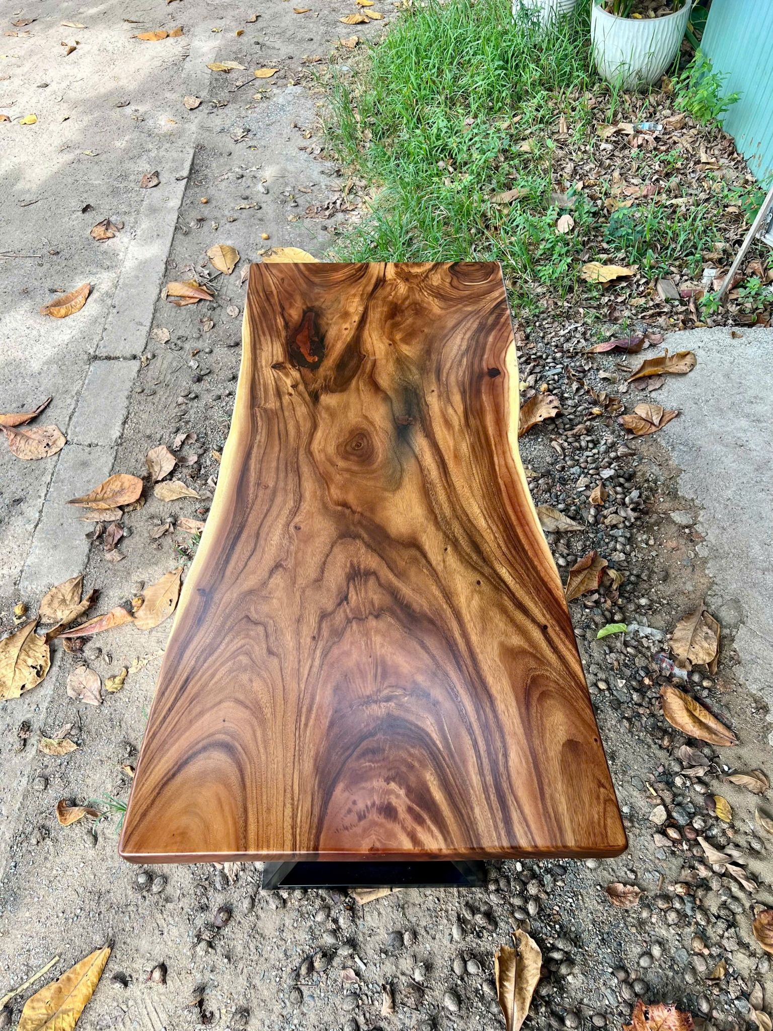 BÀN GỖ ME TÂY 180 x 79-72-83 x 5 cm