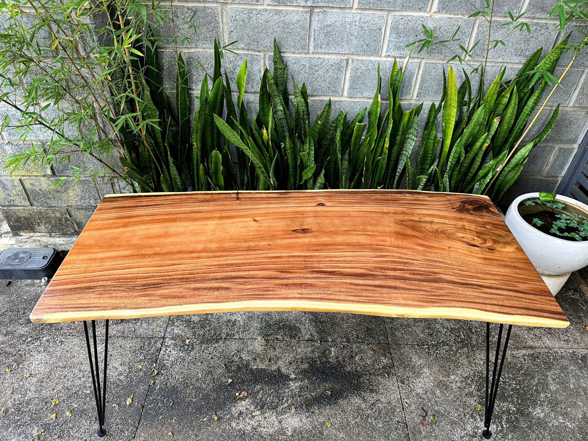 BÀN GỖ ME TÂY 160 x 65-67 x 3 cm
