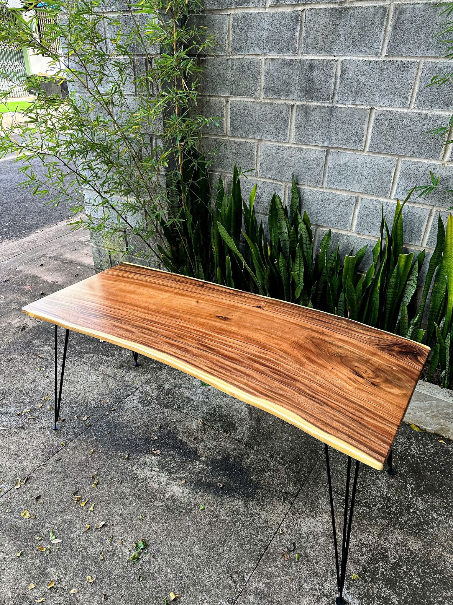 BÀN GỖ ME TÂY 160 x 65-67 x 3 cm