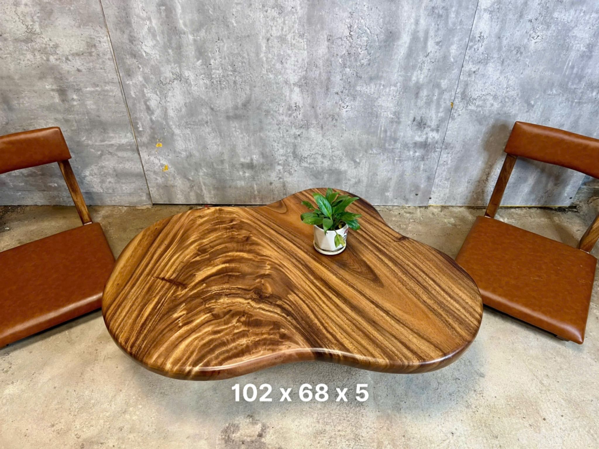 BÀN SOFA GỖ ME TÂY 102 x 68 x 5