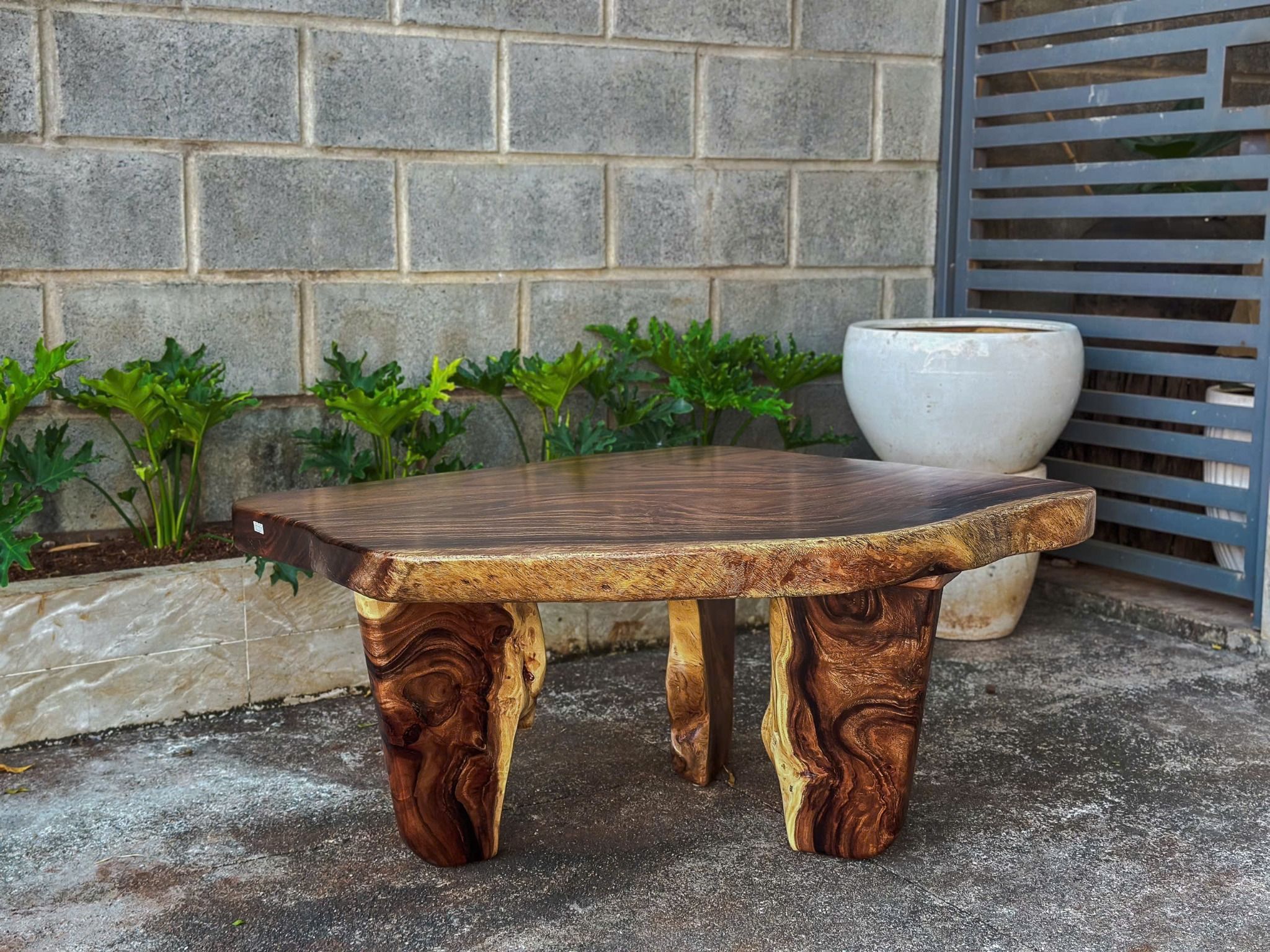 BÀN SOFA GỖ ME TÂY 85 x 86 x 6 cm