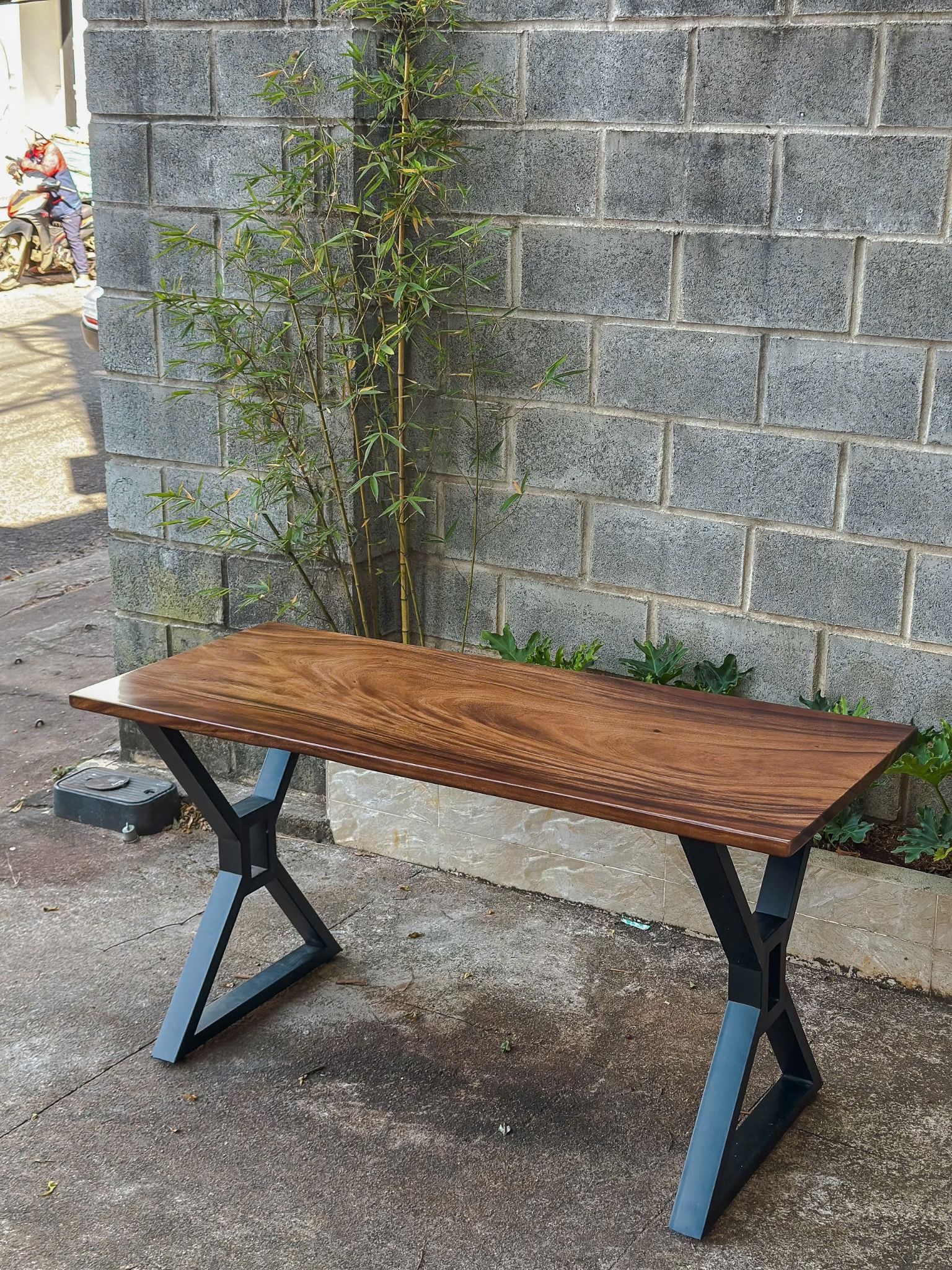 BÀN GỖ ME TÂY 140 x 60 x 3 cm