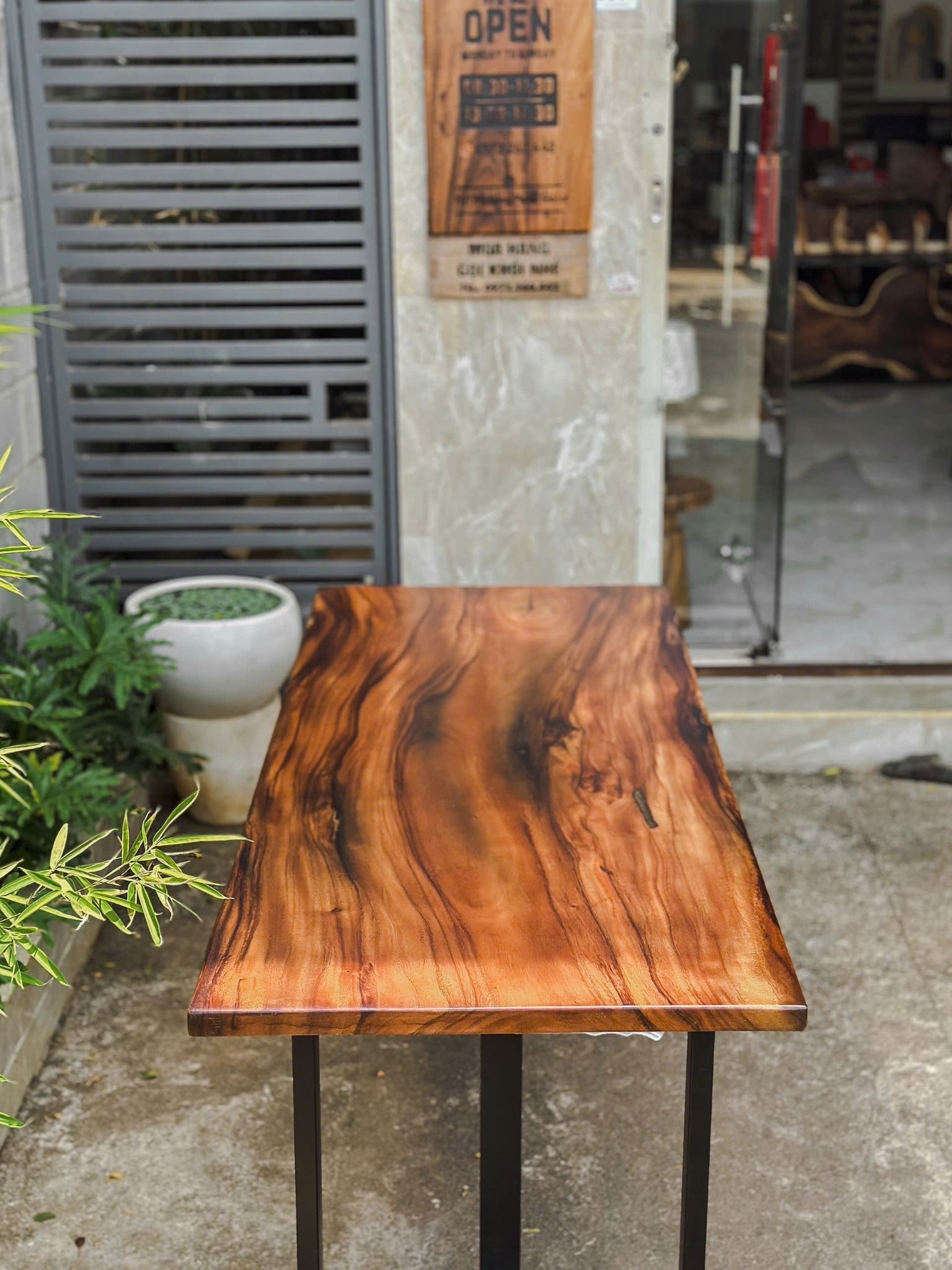 BÀN GỖ ME TÂY 180 x 75 x 3.5 cm