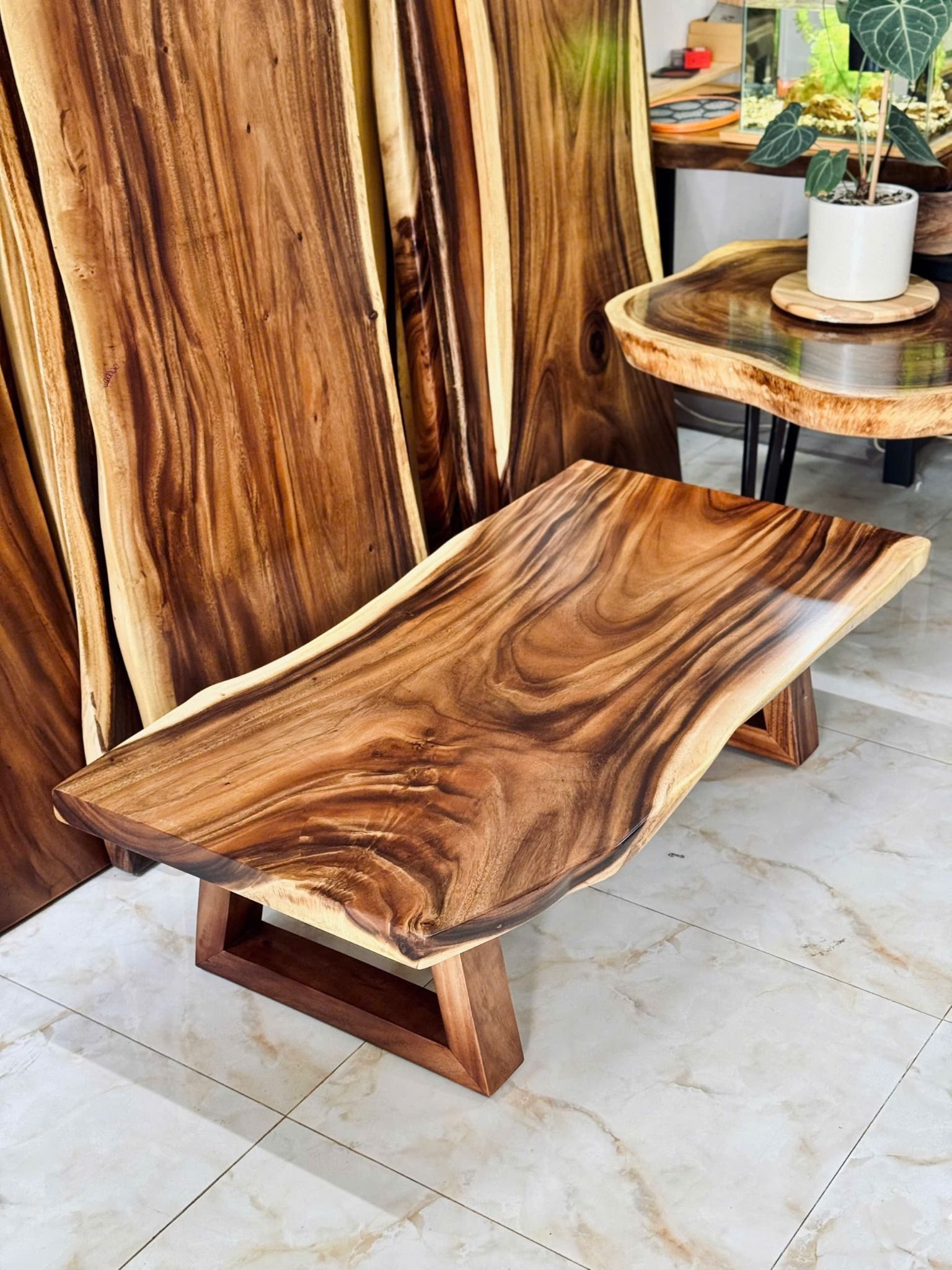 BÀN TRÀ GỖ ME TÂY 126 x 65-63-66 x 5 CM