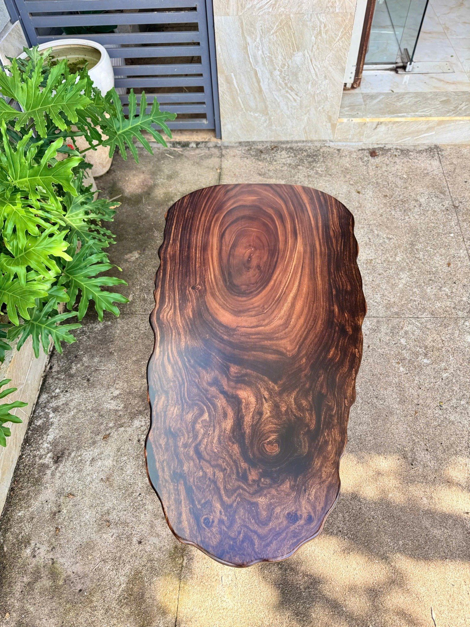 BÀN SOFA 133 x 70 x 6.5 cm
