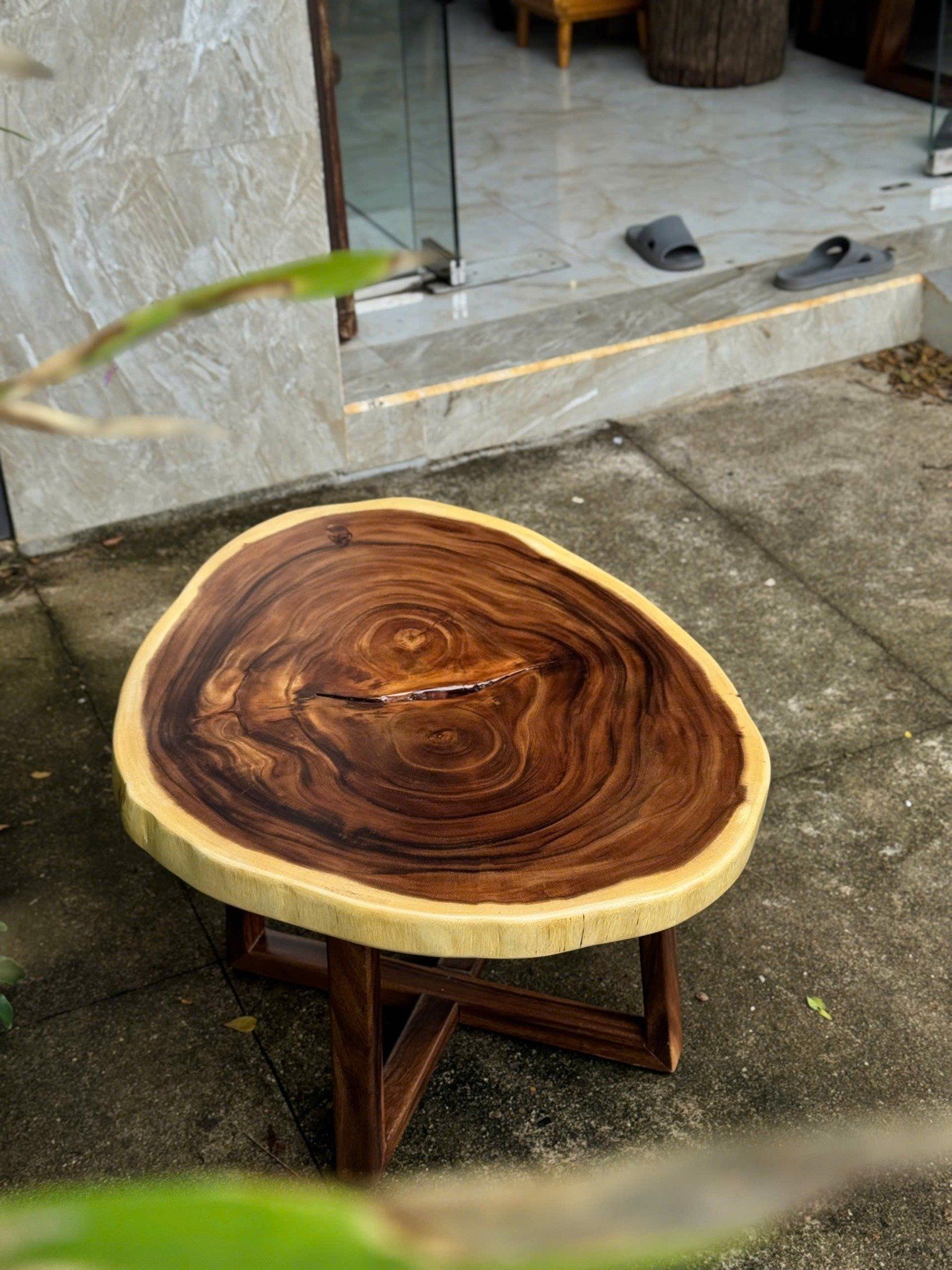 BÀN GỖ ME TÂY 85 x 62 x 5 cm