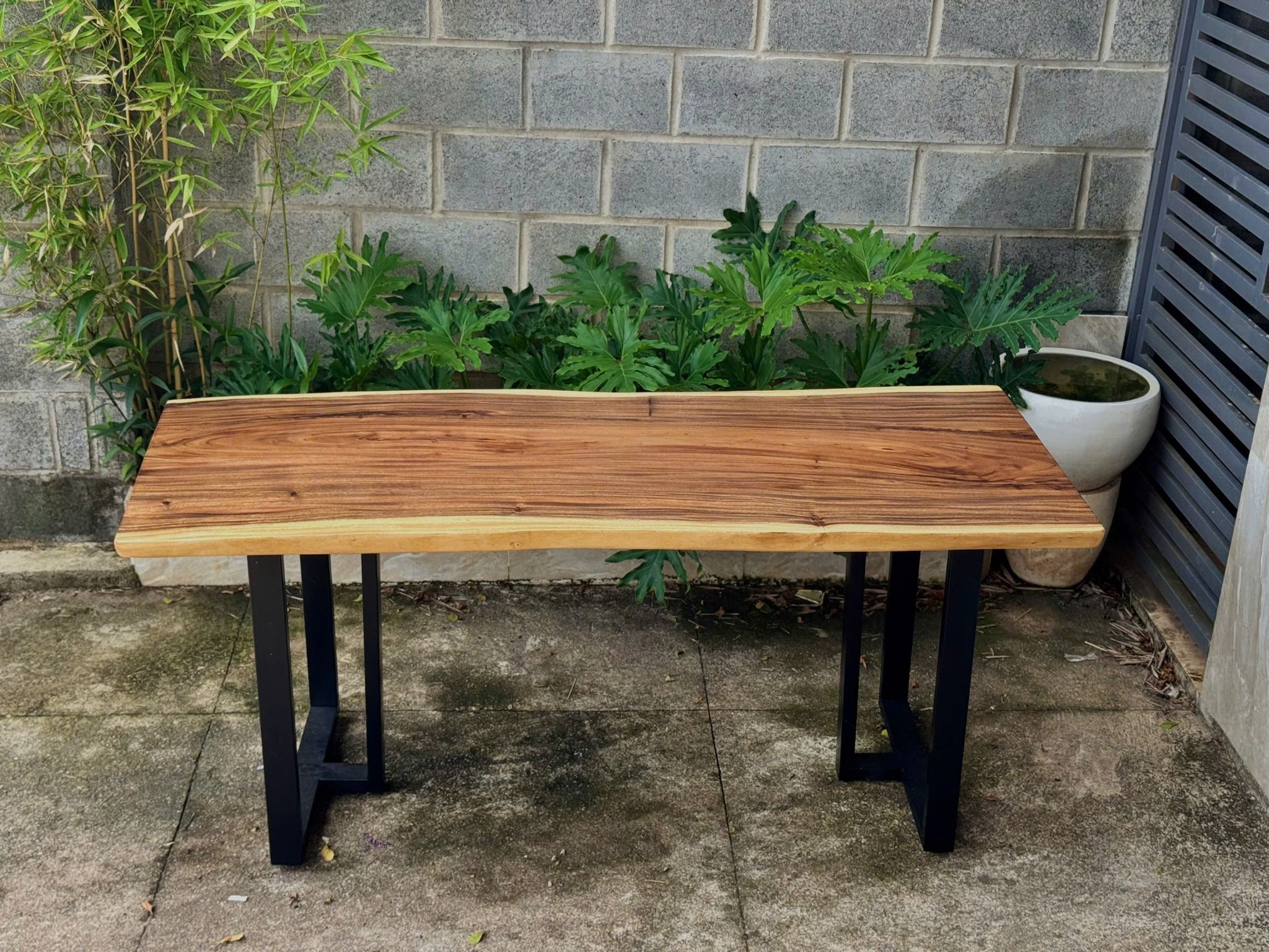 BÀN GỖ ME TÂY 174 x 70-65-64 x 5 cm