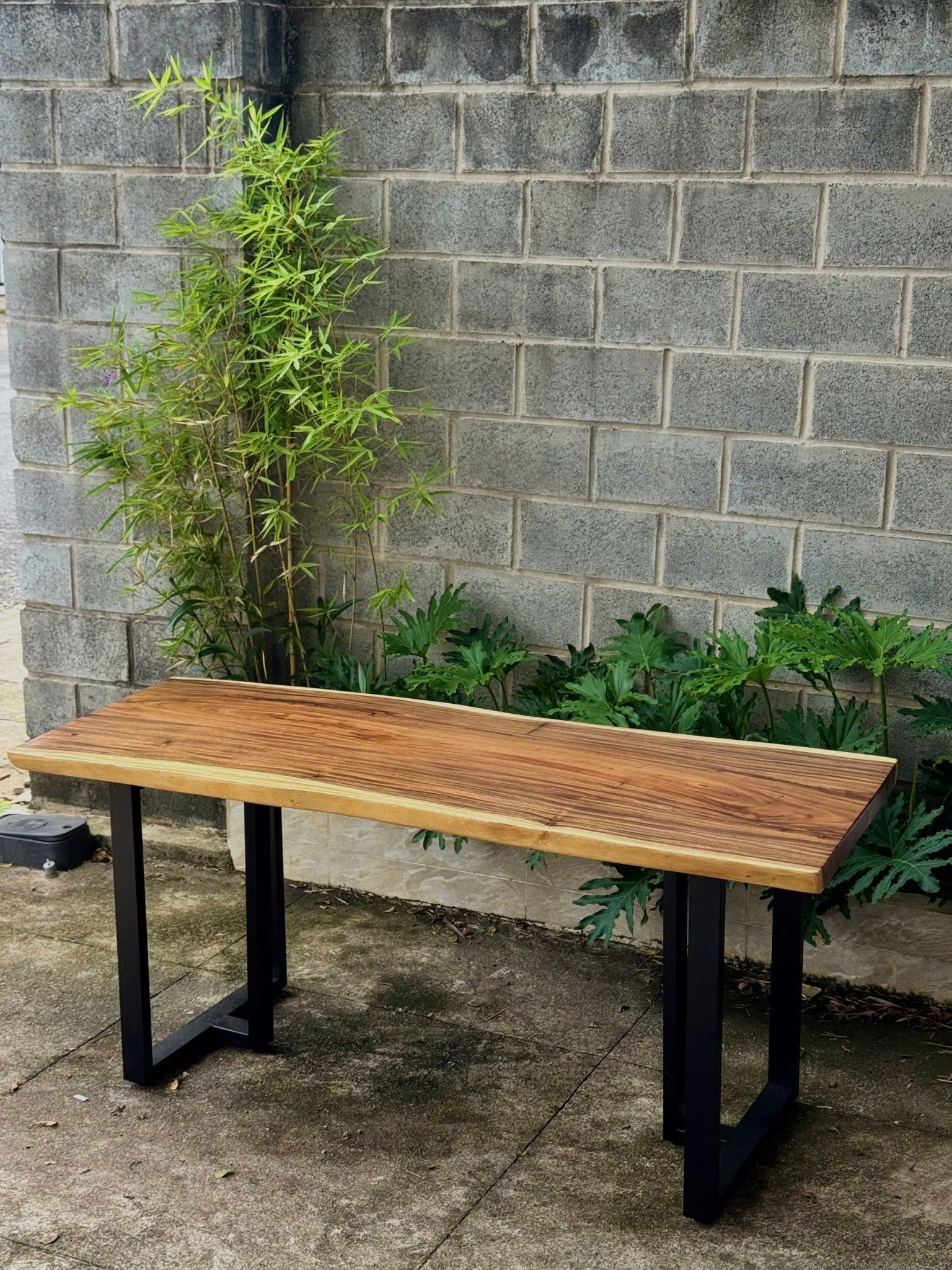 BÀN GỖ ME TÂY 174 x 70-65-64 x 5 cm