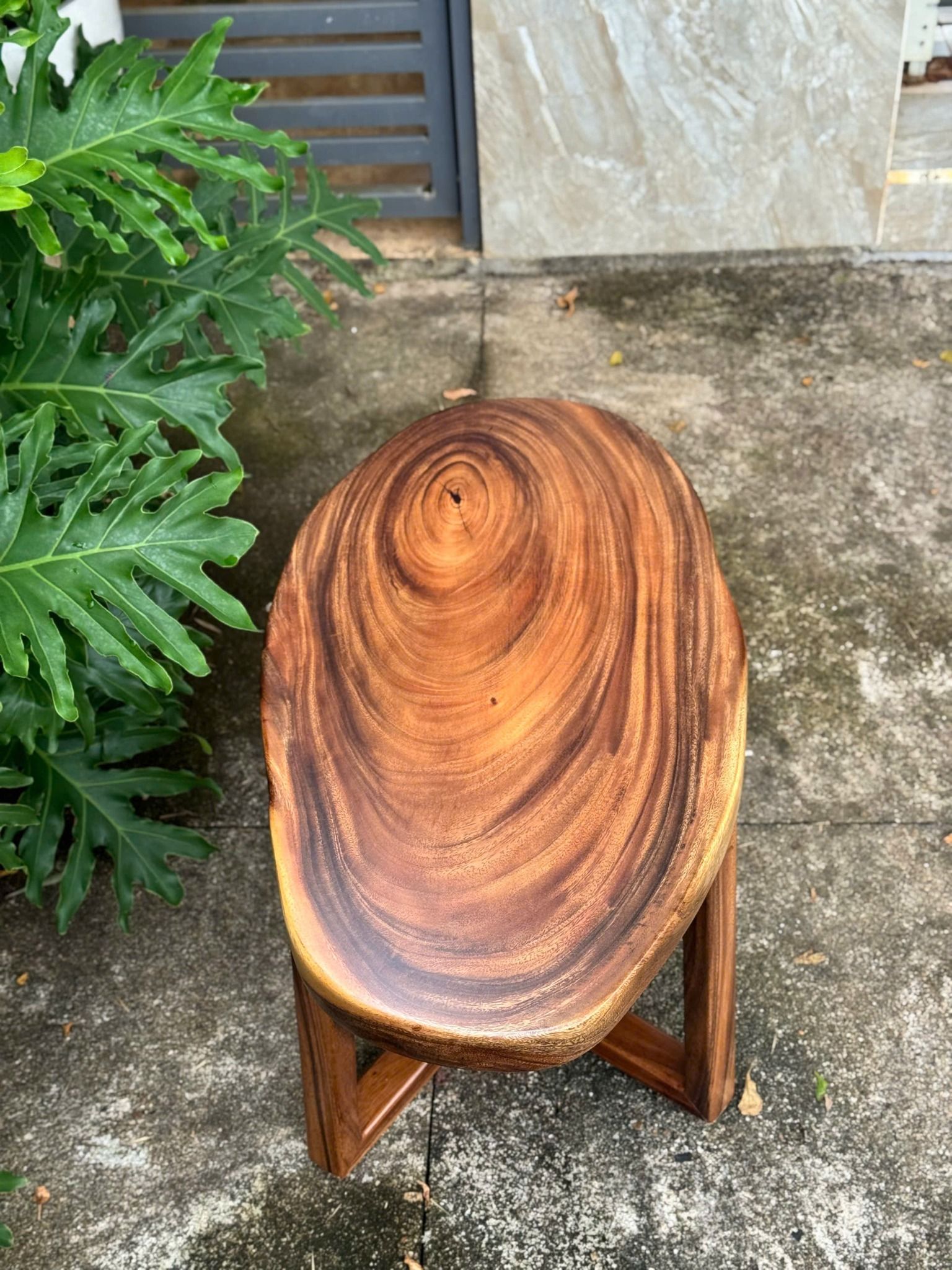 BÀN GỖ ME TÂY 75 x 42 x 5 cm