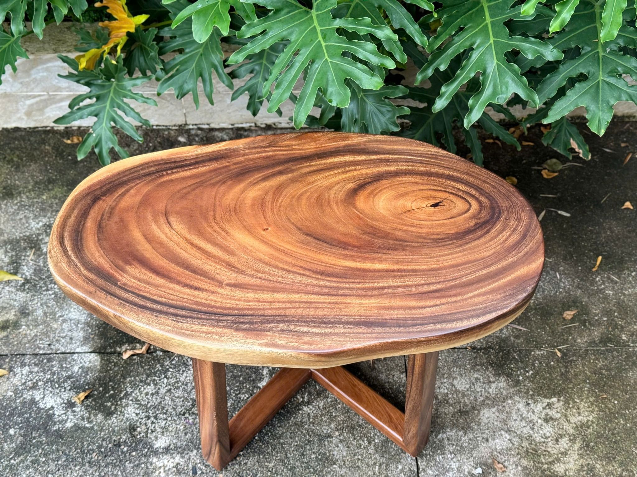 BÀN GỖ ME TÂY 75 x 42 x 5 cm