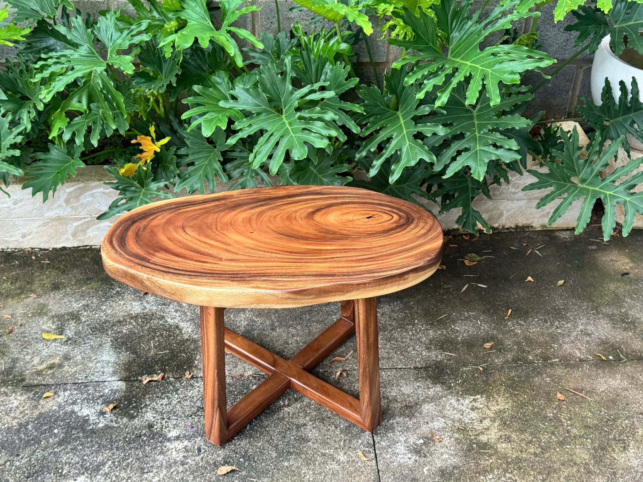 BÀN GỖ ME TÂY 75 x 42 x 5 cm
