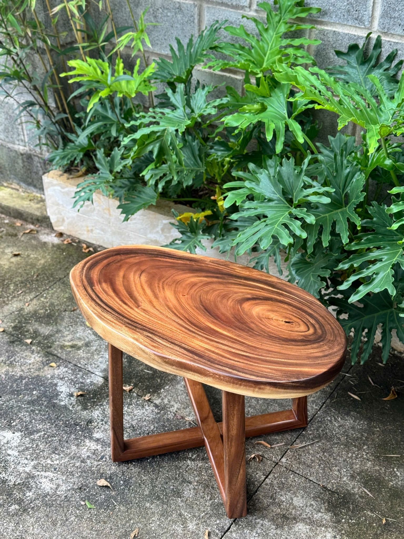 BÀN GỖ ME TÂY 75 x 42 x 5 cm