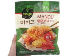 Bánh xếp Mandu kim chi và gà Bibigo (350g)