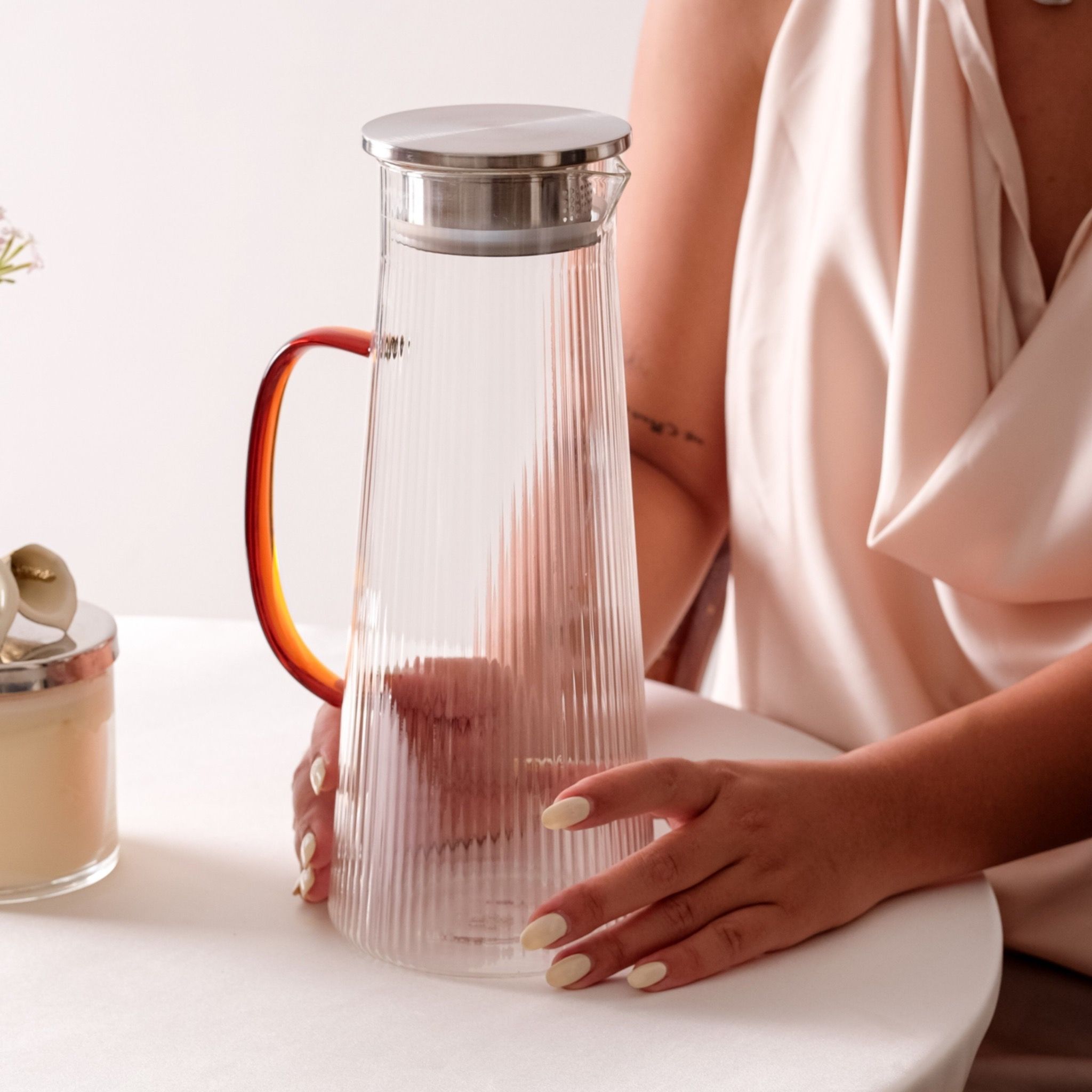 Bình nước Narciso Borosilicate Hổ phách 1,6L