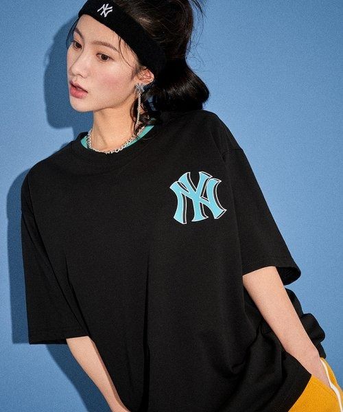 0875 - HÀNG CHÍNH HÃNG - ÁO THUN MLB - YANKEES *ĐEN (MỎNG)*