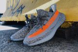  0276 - [CHÍNH HÃNG] Giày Sneaker Adidas Yeezy Boost 350 V2 Beluga Reflective - Phản Quang - BB1826 