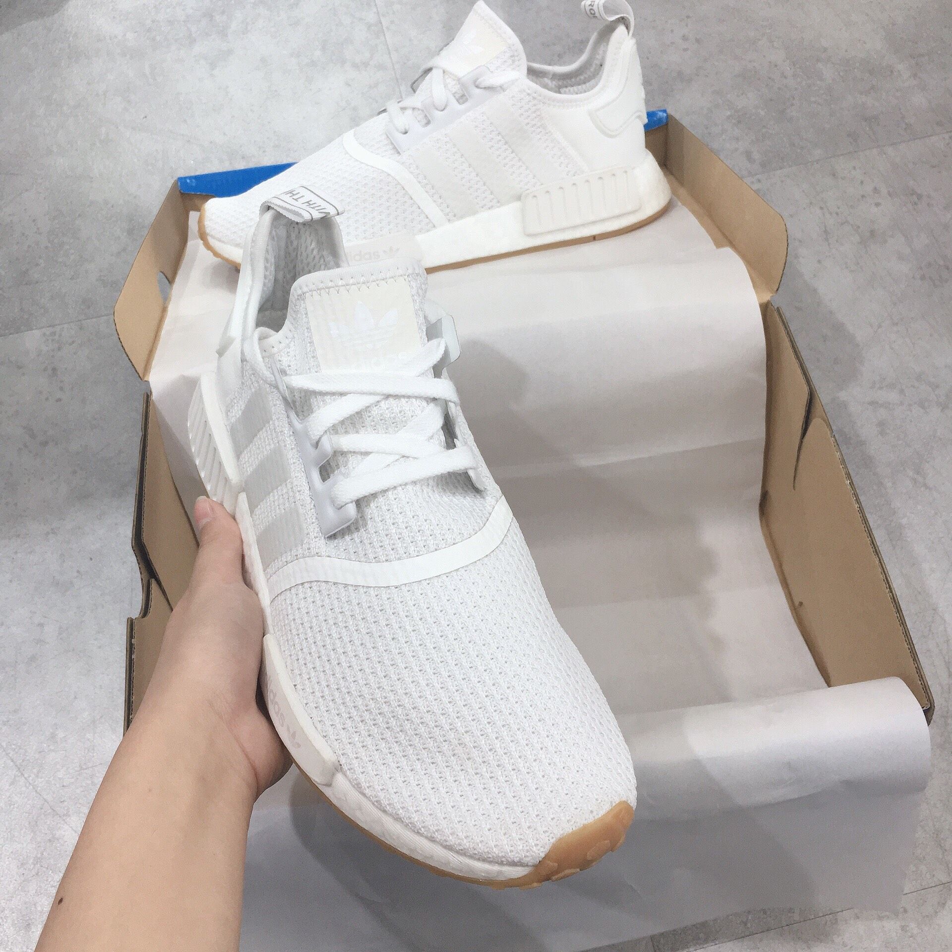 0119 - HÀNG CHÍNH HÃNG - GIÀY ADIDAS NMD R1 - *WHITE GUM* - 2021** - Code: D96635