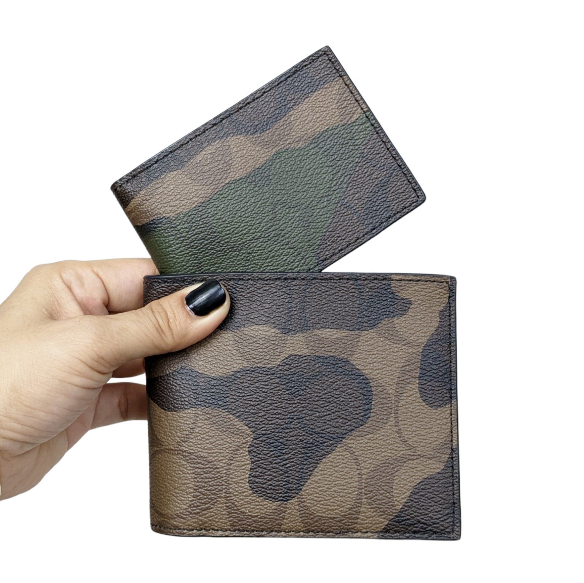 1777 - HÀNG CHÍNH HÃNG - Ví Coach Ngắn *Camo* 850K *2024*
